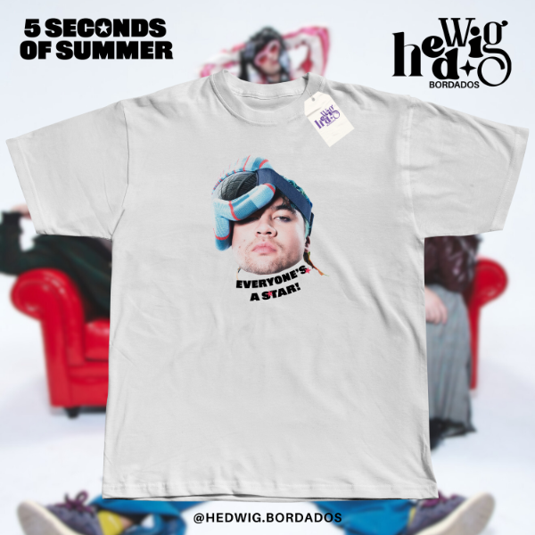 Remera 5sos calum is a star - dtf