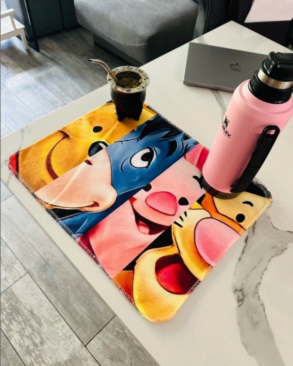 Producto - Individual / mini toalla Winnie Pooh