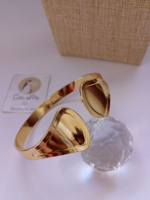 Producto - Brazalete Essential