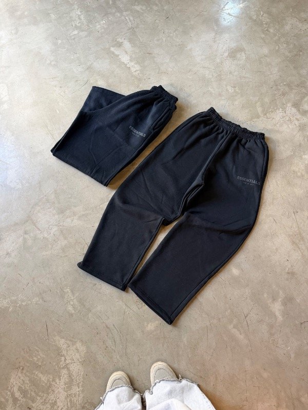 Producto - Jogging baggy essentials black