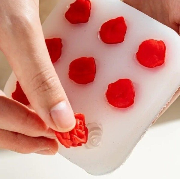 Producto - Molde cuadrado rosas x 9