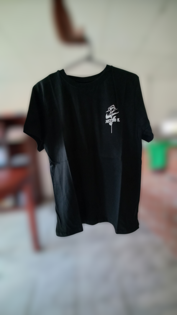 Producto - Remera de algodón estampa en espalda