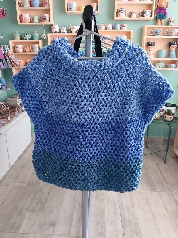 Chaleco tejido azul
