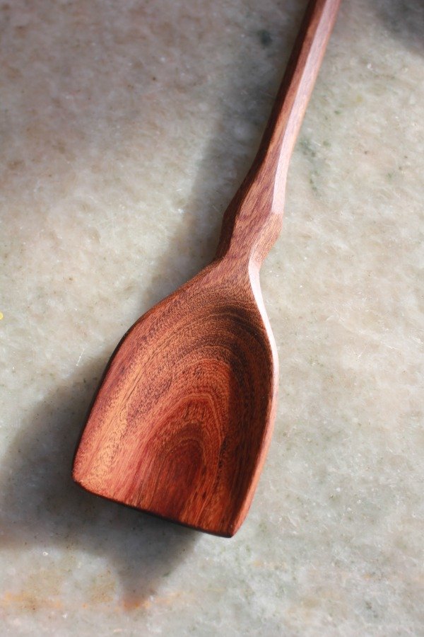 Producto - Espátula curva 6x29cm Guayacán
