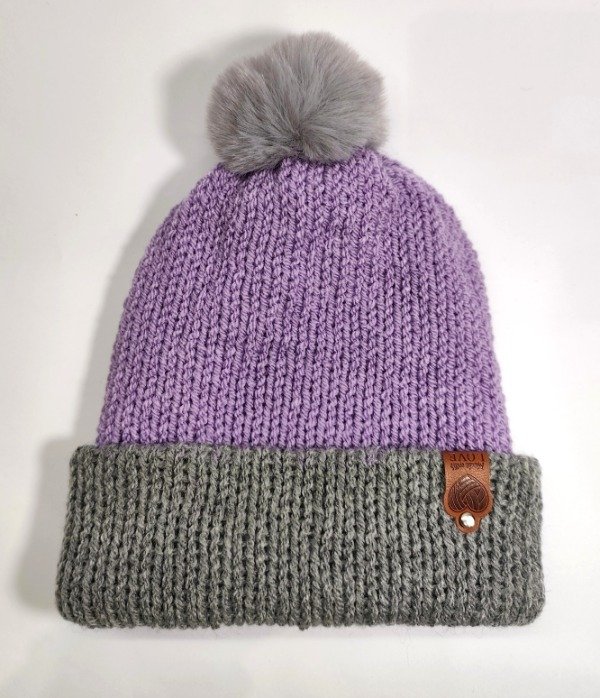 Producto - Gorro color lila y gris perla