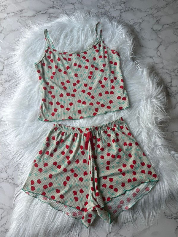 Producto - Pijama de morley PREMIUM short + top - Cerezas Verde