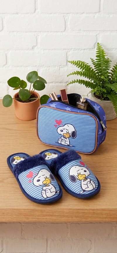 Producto - Combo Relax Blue Soft: Pantuflas + Portacosméticos Premium