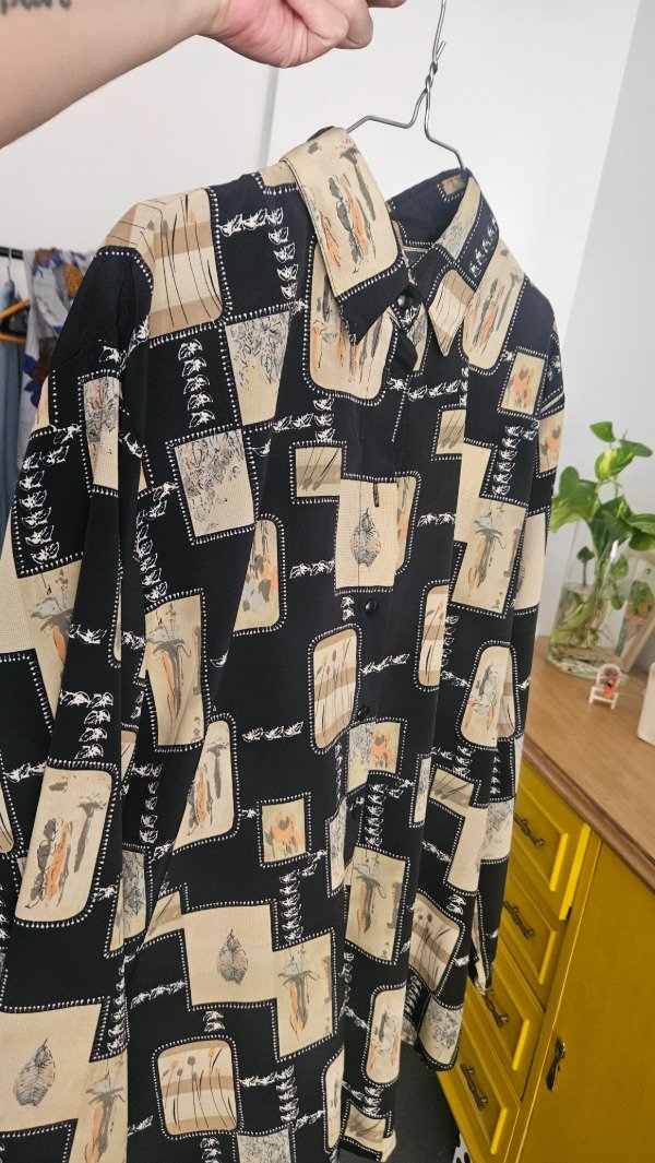 Camisa Tulipanes