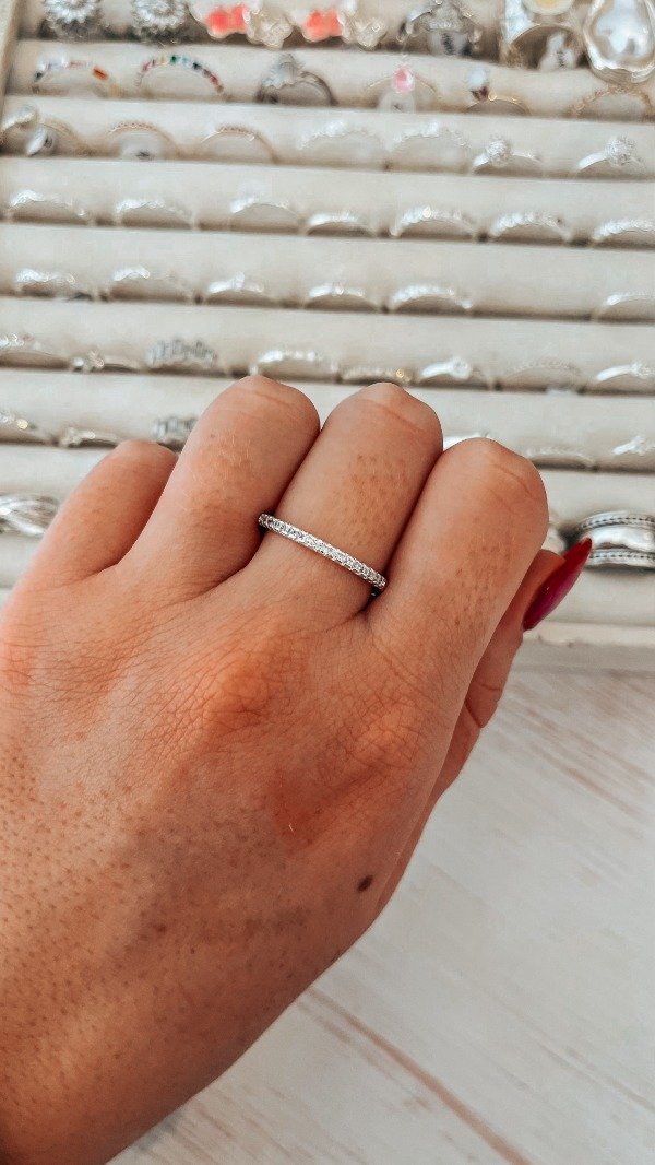 Producto - Anillo Medio Cintillo