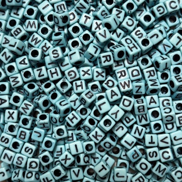 Producto - Pack de Letras Cubo Celeste (20gr)