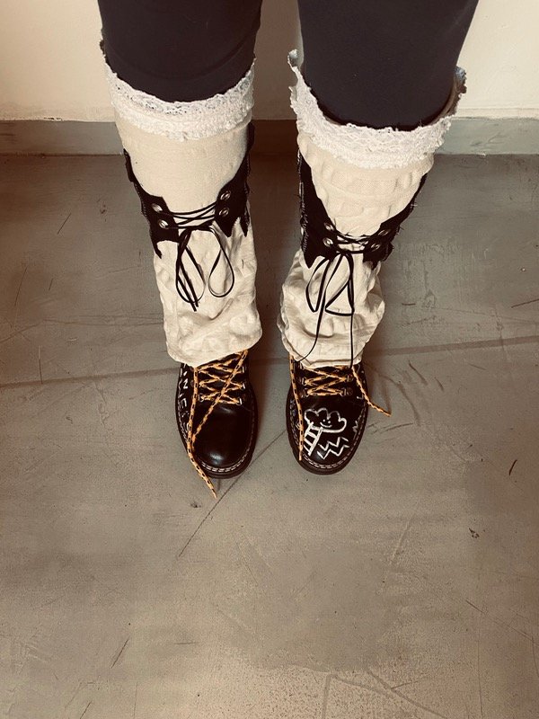 Producto - Polainas White Club