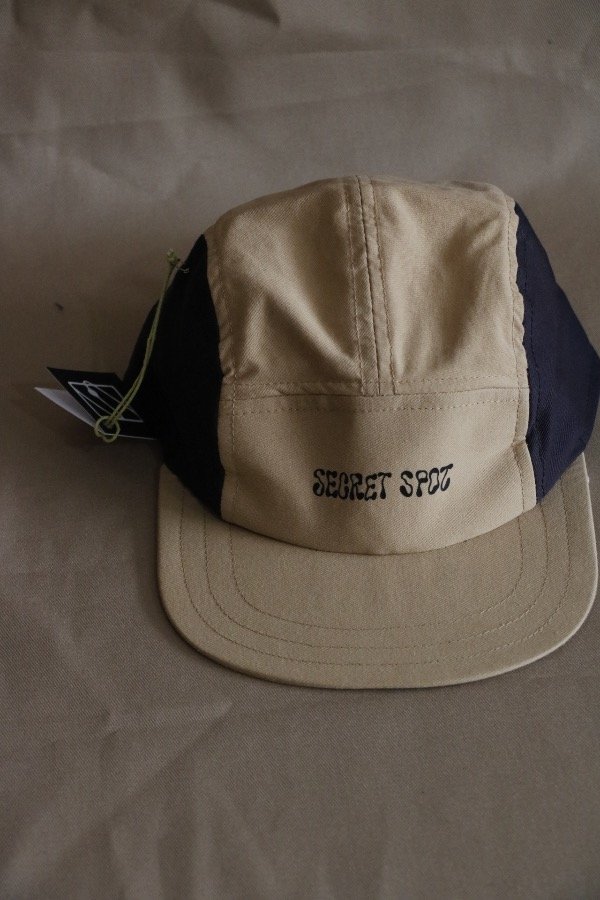 Producto - Gorra beige y azul #2