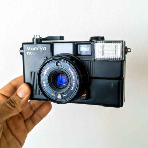 Producto - Mamiya 135 EF con 38mm f2.8