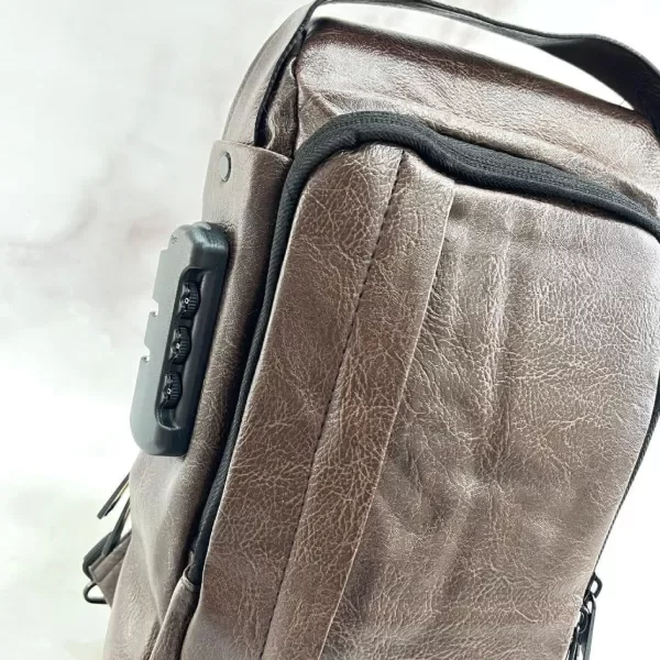 Producto - BOLSO CRUZADO CON TRABA - 1