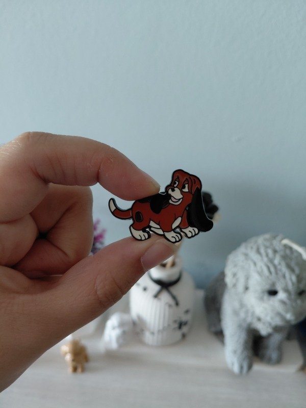 Producto - Pin metalizado - Toby de El zorro y el sabueso #1807