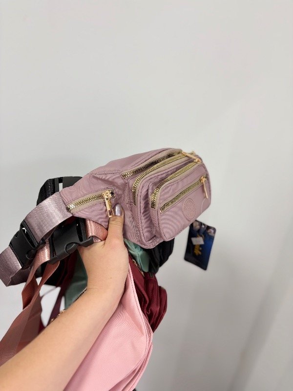 Producto - Riñonera 8 cierres varios colores - 1