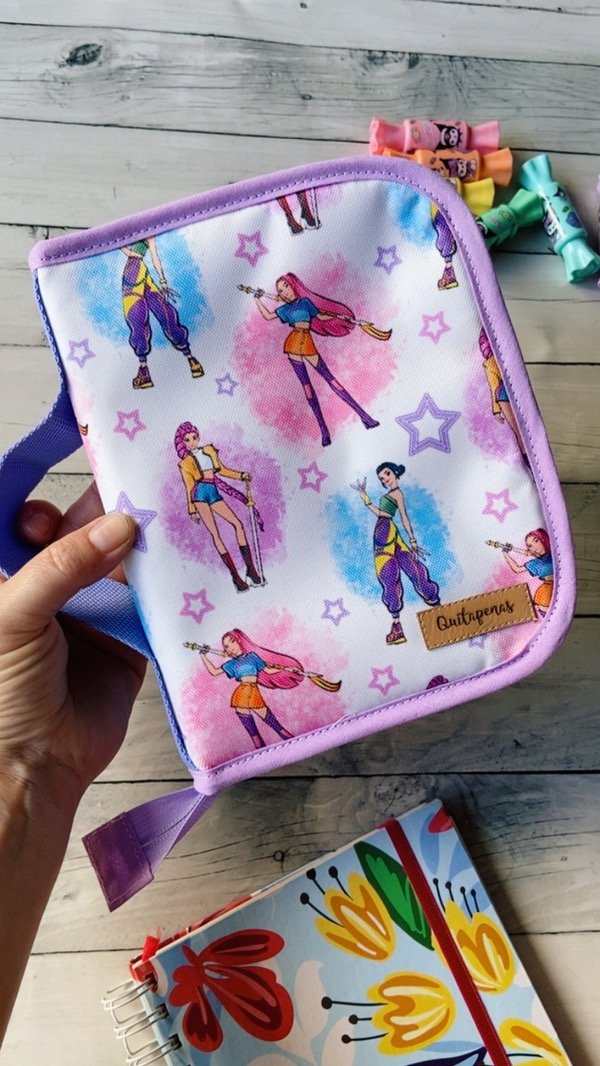 Producto - Cartuchera Infantil Luli Estampa Guerreras Kpop lila