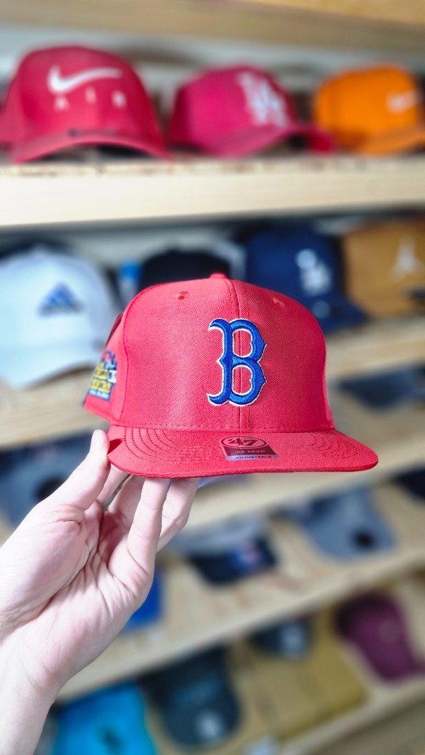 Producto - GORRA PREMIUM BOSTON ROJA PLANA