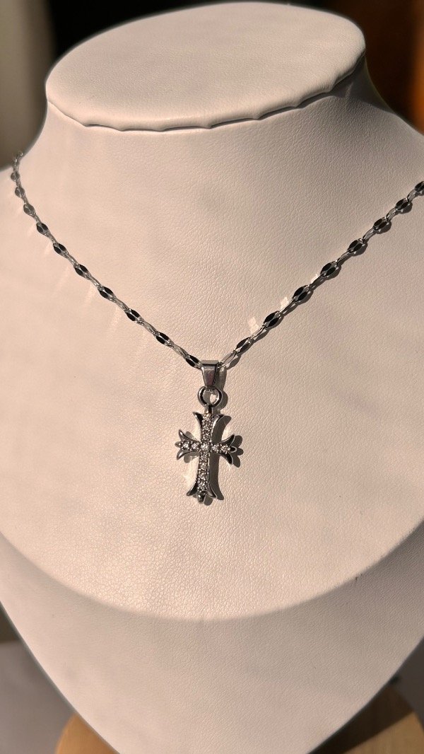 Producto - Collar cruz strass