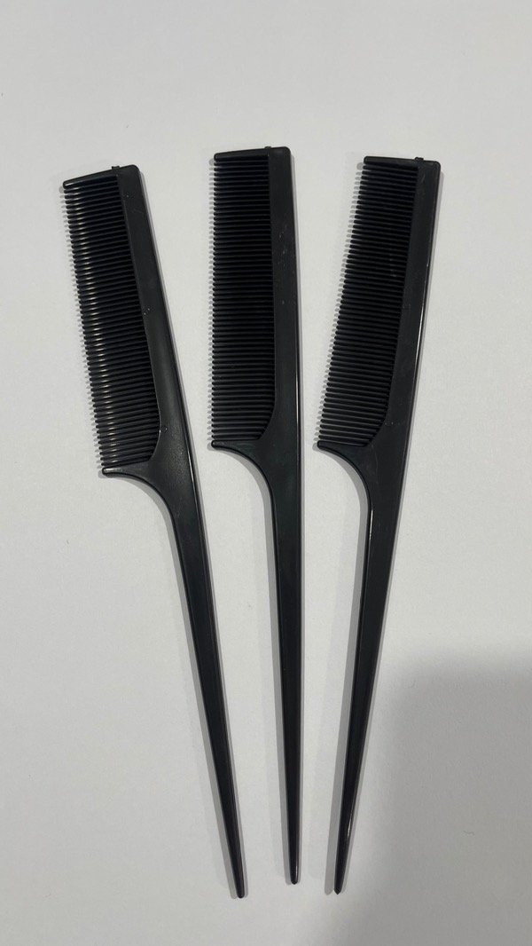 Producto - Peine fino negro x1