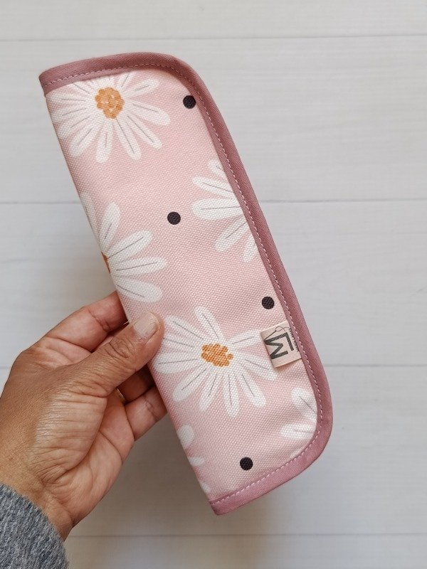 Producto - Estuche Cleo margarita rosas