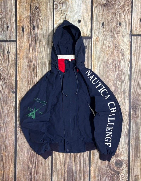 Producto - NAUTICA CHALLENGE J CLASS SPELL OUT 90s