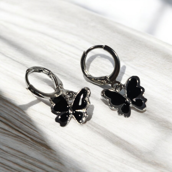 Producto - Aros mariposa negra
