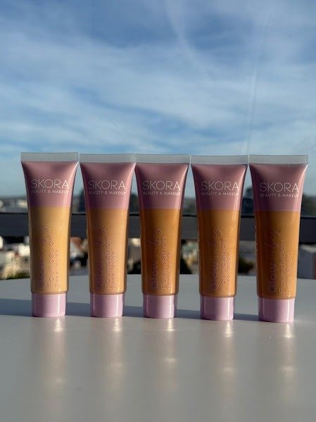 Producto - Base de maquillaje liquida pomo SKORA