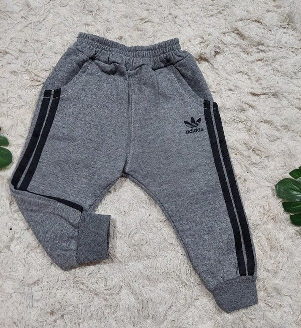Producto - BABUCHA FRISADA BEBÉ " ADIDAS"