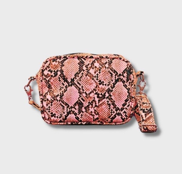 Producto - CARTERA SERPENTINA Salmón