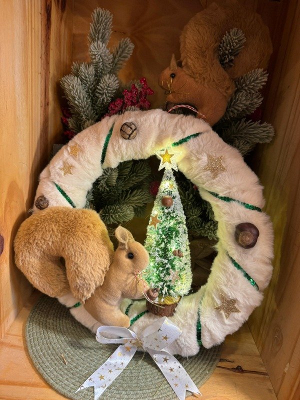 Producto - Corona Safari - Ardilla con árbol con luz 35 cm (Efectivo: 39.120)