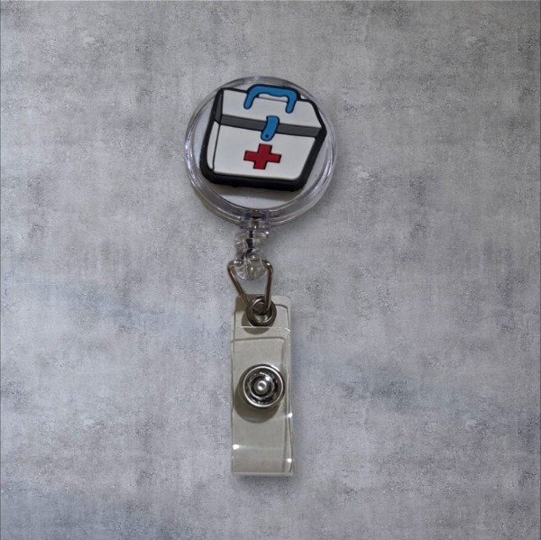 Producto - Porta Credencial Yoyo Botiquín