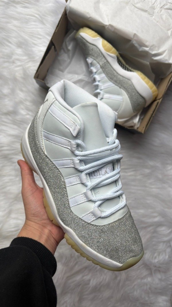 Producto - JORDAN RETRO 11 GLITTER WHITE - 1