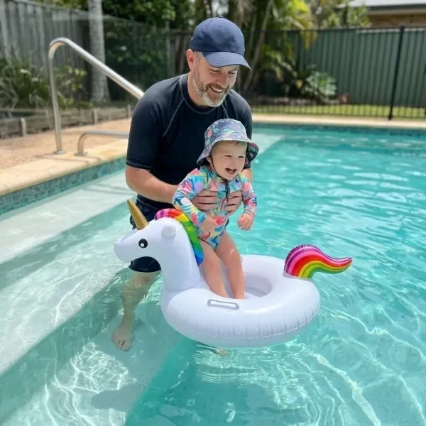 Producto - Bote Inflable Unicornio con Asiento y Manijas para Pileta Hasta 3 años - 2