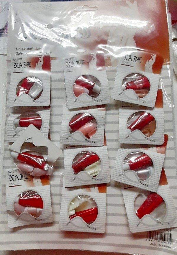 Producto - Uñas postizas en blister x 12 XRMJ ZHR 11/25