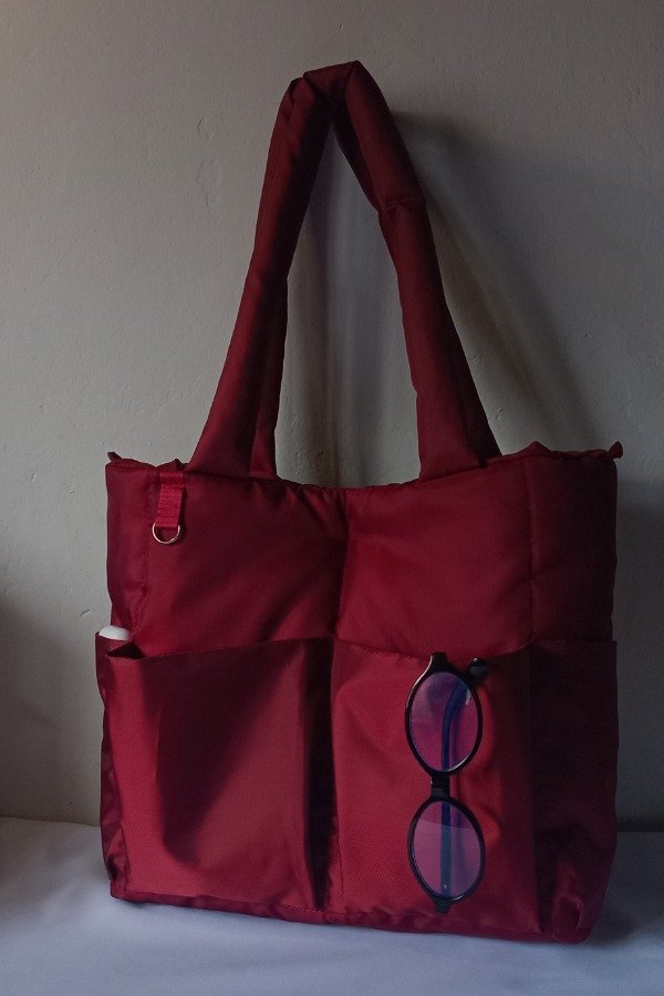 Producto - Puffer II Mediana malbec (30 x 28cm)