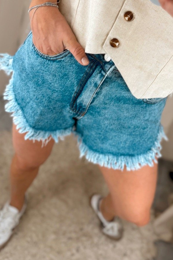 Producto - SHORT UMA