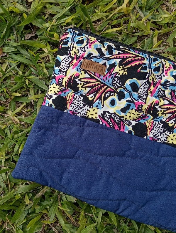 Producto - Funda Notebook Party