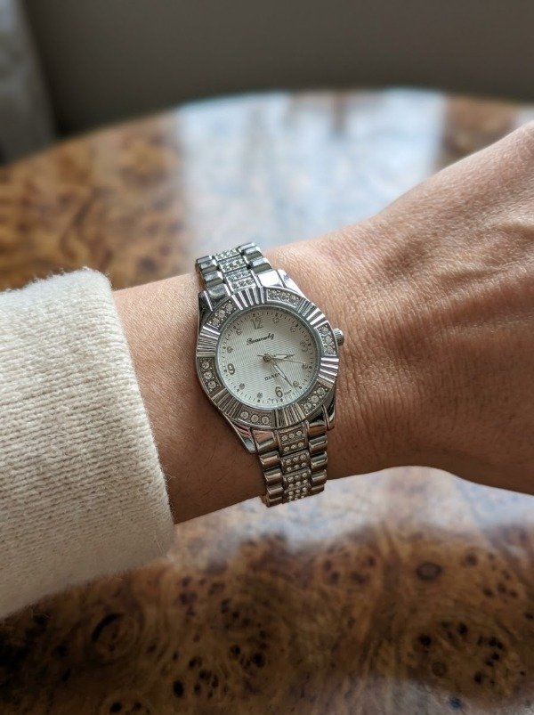 Producto - RELOJ A250 (Incluye Pulsera de Acero Quirurgico) - 2