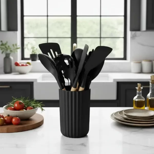 Producto - Set de utensillos Carol de silicona y mango de madera Negro