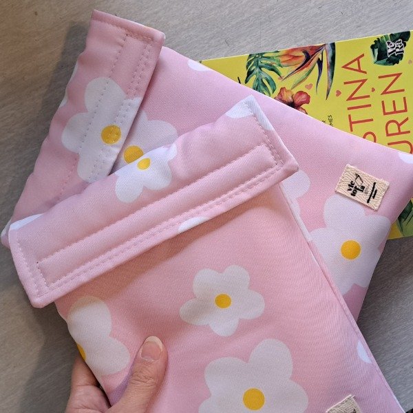 Producto - Funda tamaño mediana Daisy IMPERMEABLE
