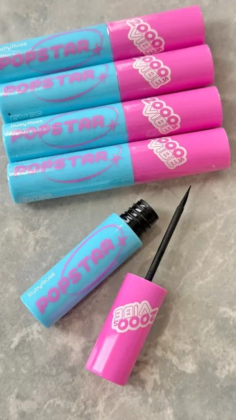 Producto - Delineador pop star ruby rose