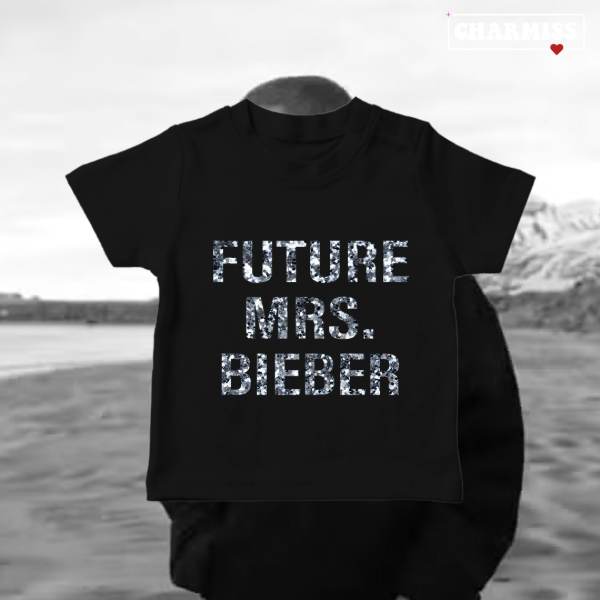 Producto - Baby Tee- MRS BIEBER "vinilo glitter plateado" - 0