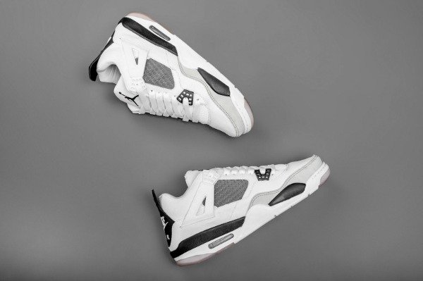 Producto - S12. Nike Jordan retro 4 Blanco negro Premium Horma normal 42 43