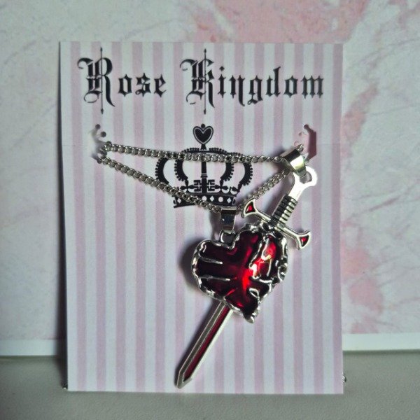 Producto - Collar para compartir Corazón y Espada pasante