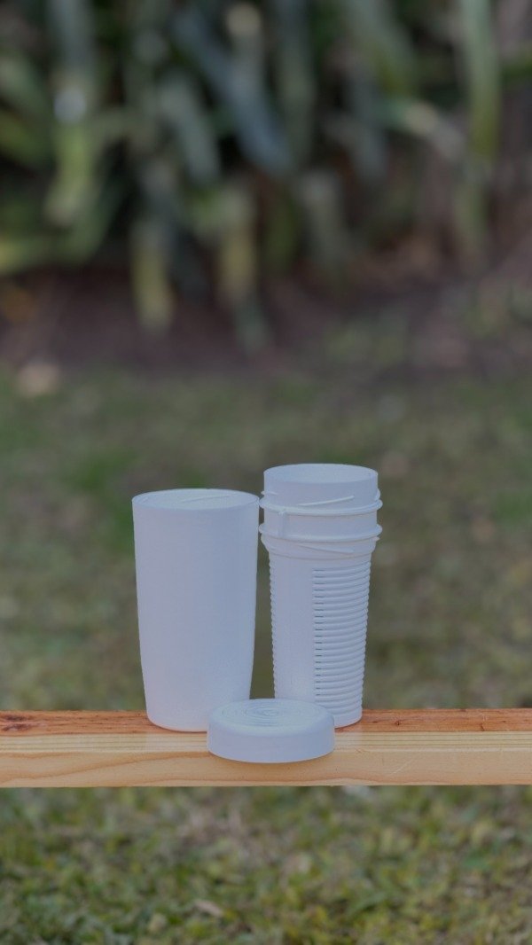 Producto - DESPOLVILLADOR BLANCO DE PLASTICO