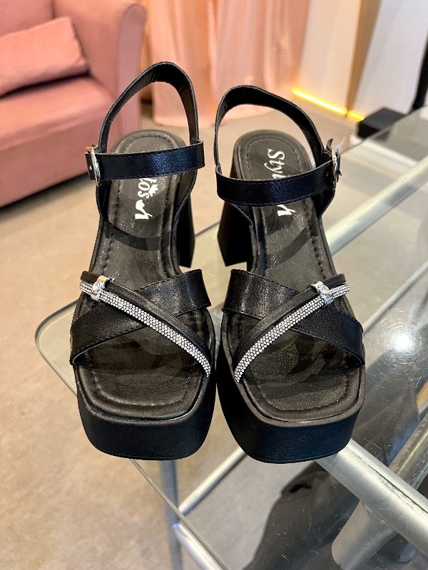 Producto - Sandalias Cruzadas Strass