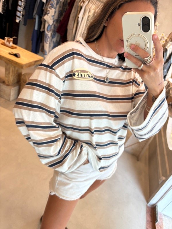 Producto - Remera tipo Buzo Rayas