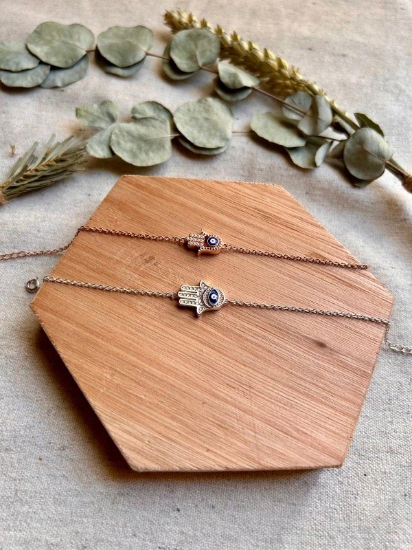 Producto - Pulsera Mano Ojo Plateada