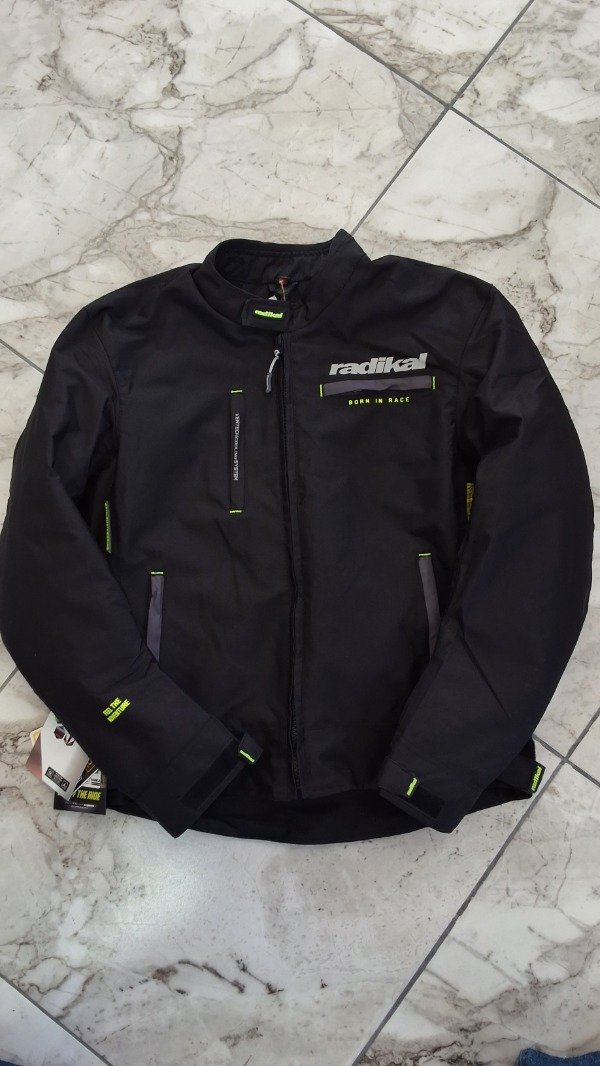 Producto - Campera Radikal